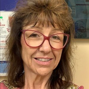 Meet your Posher, Linda